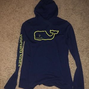 Men’s Vineyard Vines hoodie size:S